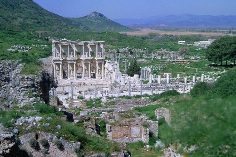 Эфес и Дом Девы Марии