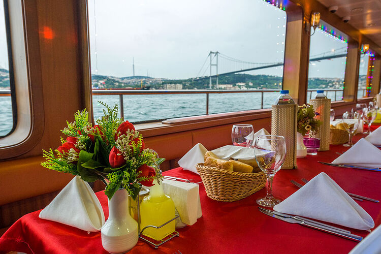 Bosphorus Dinner Cruise (Non Alcoholic)